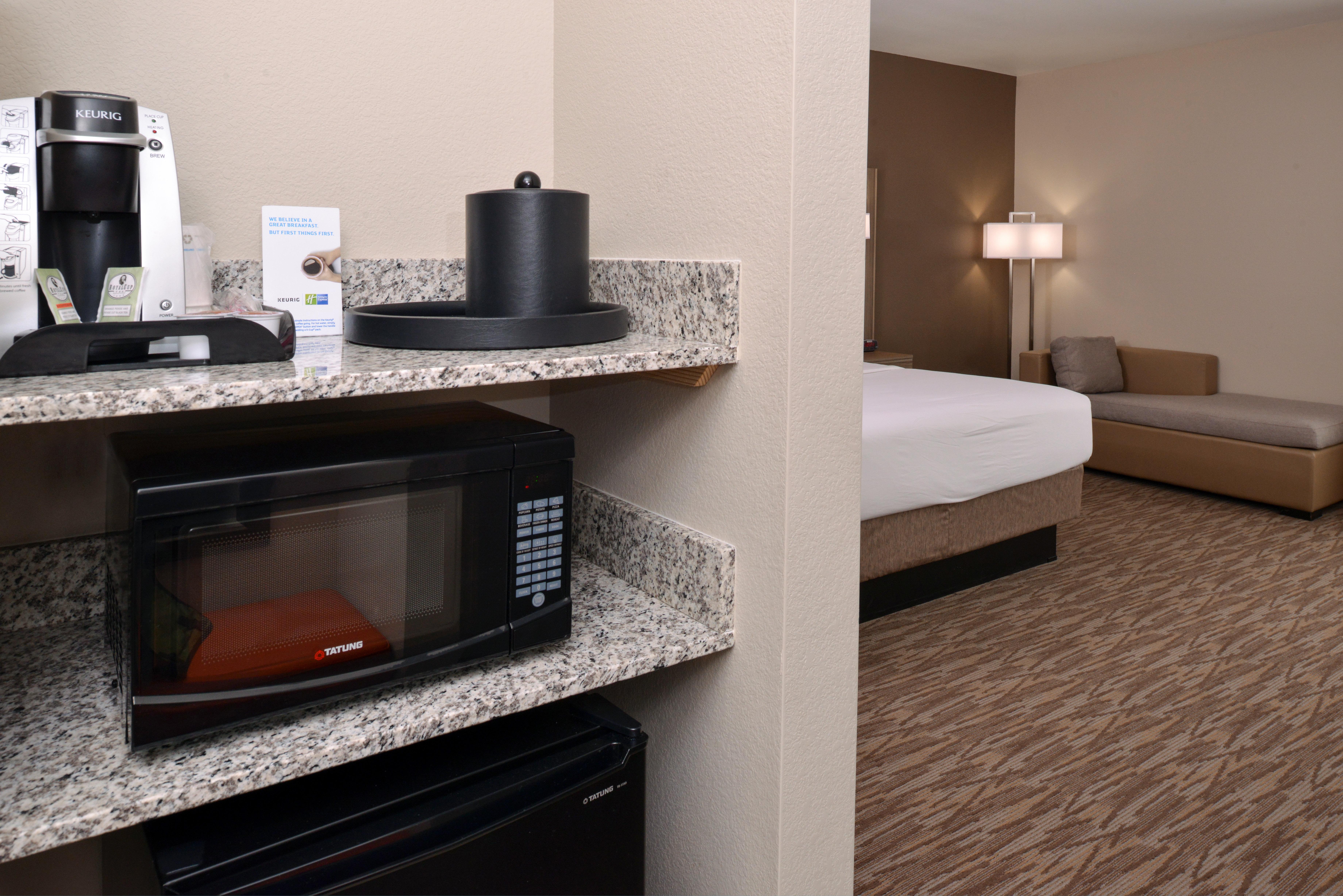 Holiday Inn Express & Suites Williams By Ihg Exterior photo